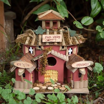 WINERY BIRDHOUSE