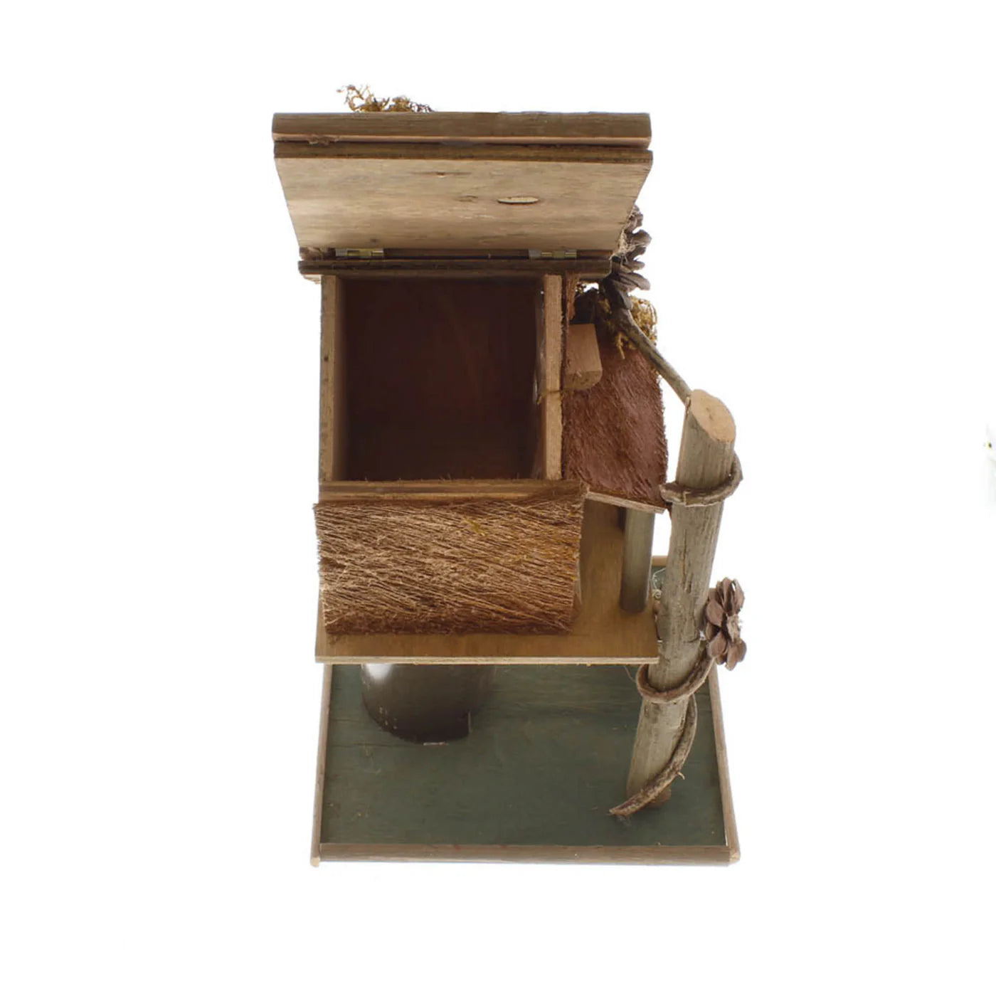 TREE HOUSE BIRD FEEDER