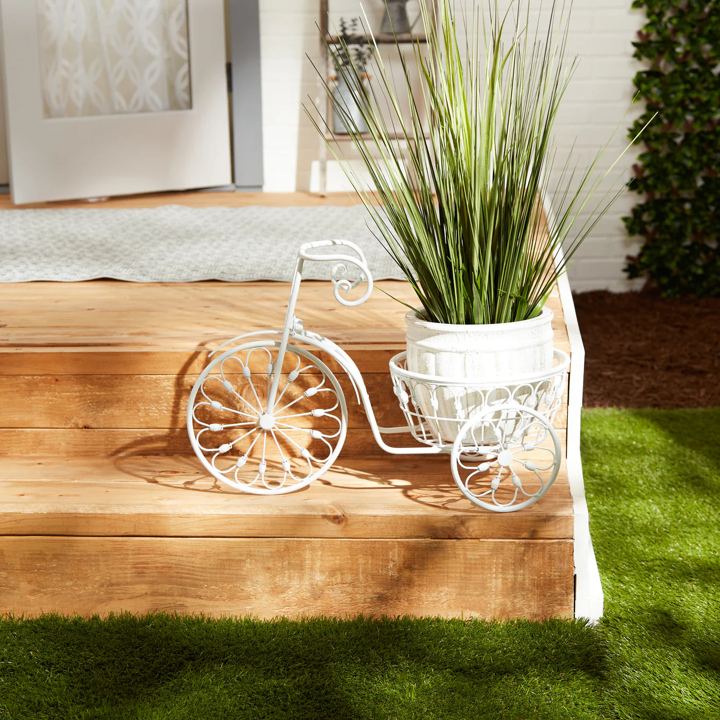 WHITE BICYCLE PLANTER