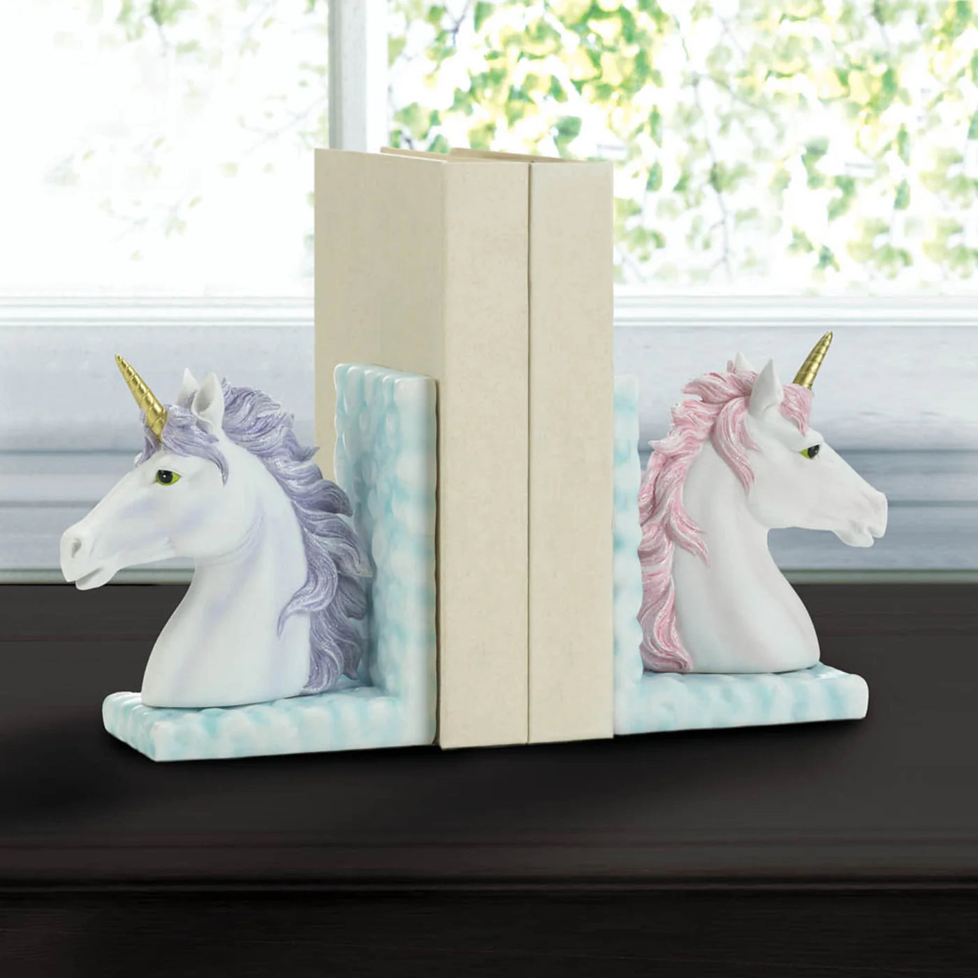 MAGICAL UNICORN BOOKENDS